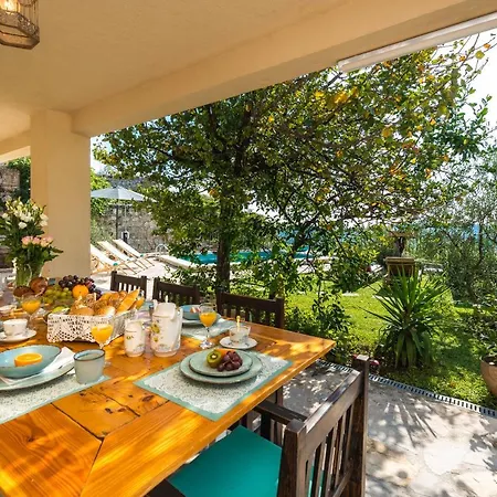 Rustic Stone Begovi Dvori- 15 Minutes To