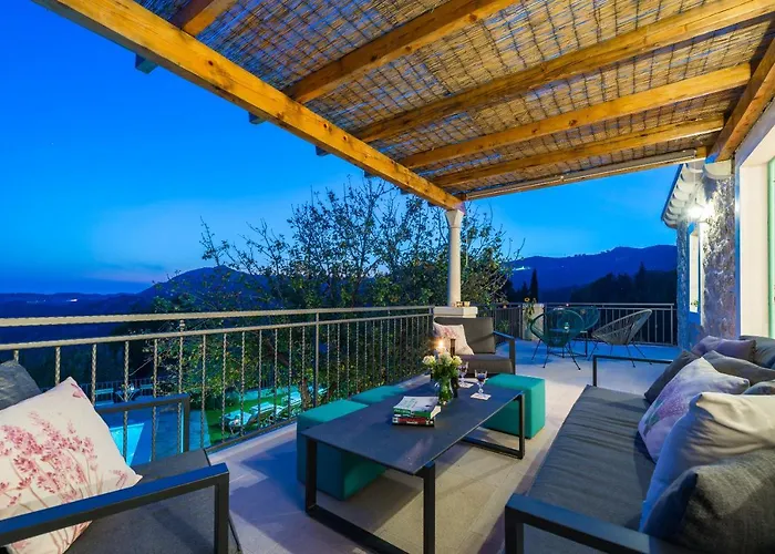 Rustic Stone Begovi Dvori- 15 Minutes To