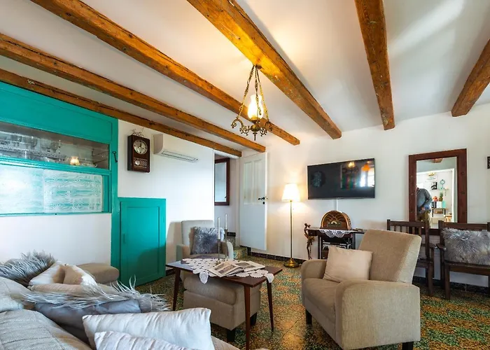 Villa Rustic Stone Begovi Dvori- 15 Minutes To